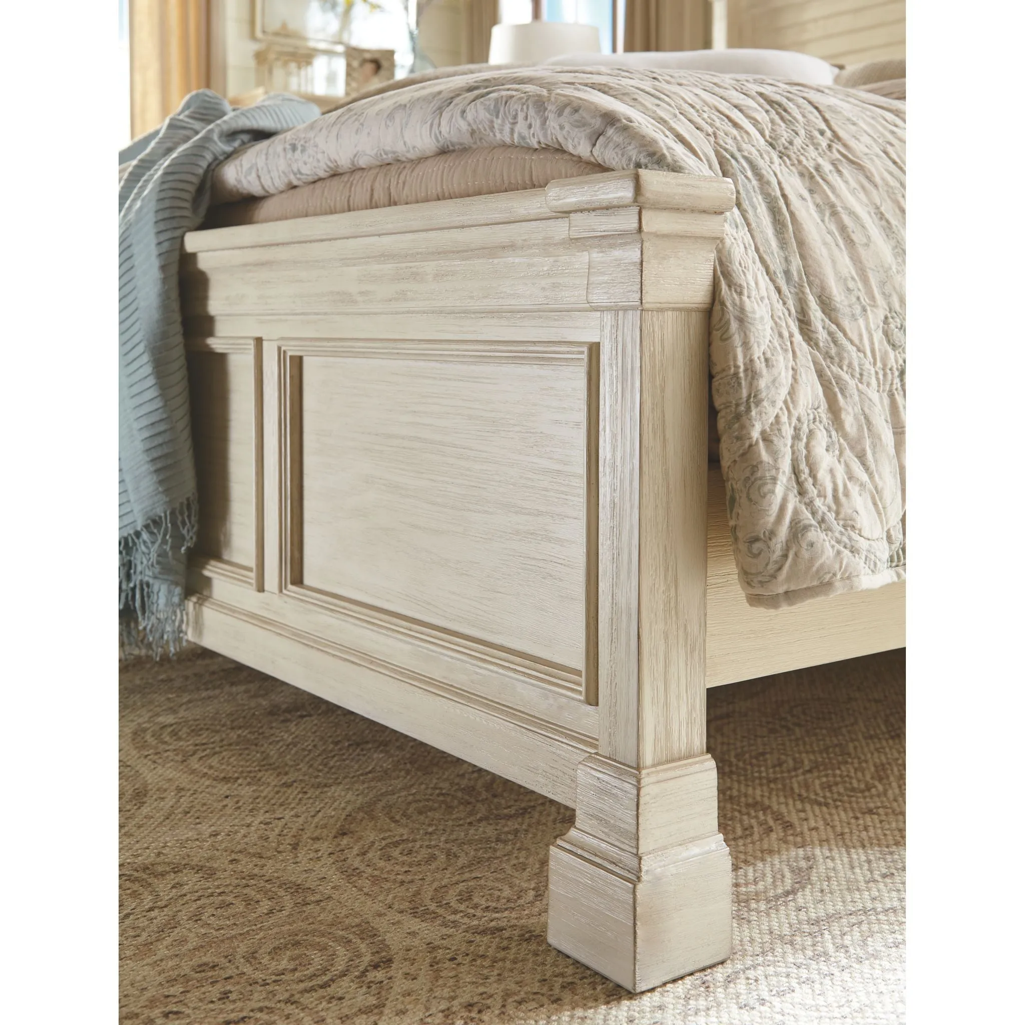 Ashley Bolanburg 3 Piece Louvered Bed