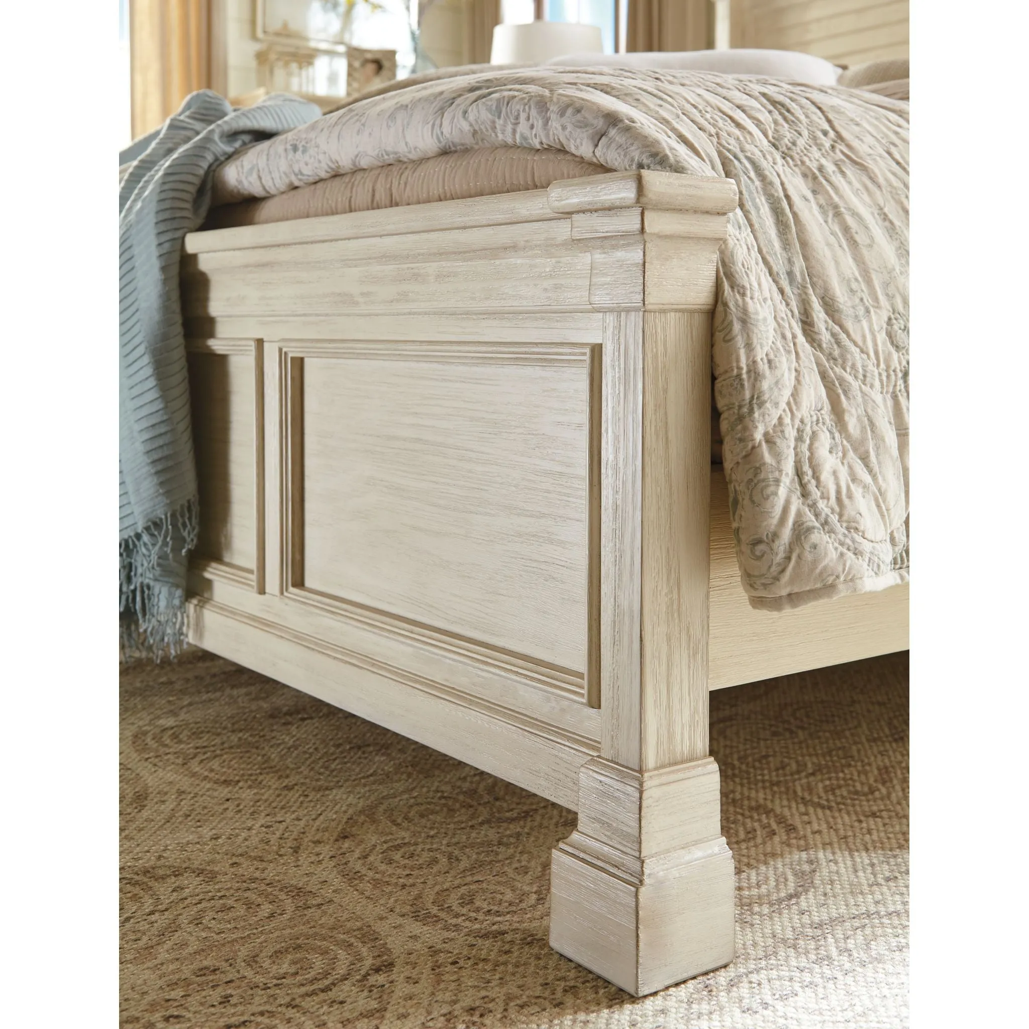 Ashley Bolanburg 3 Piece Louvered Bed