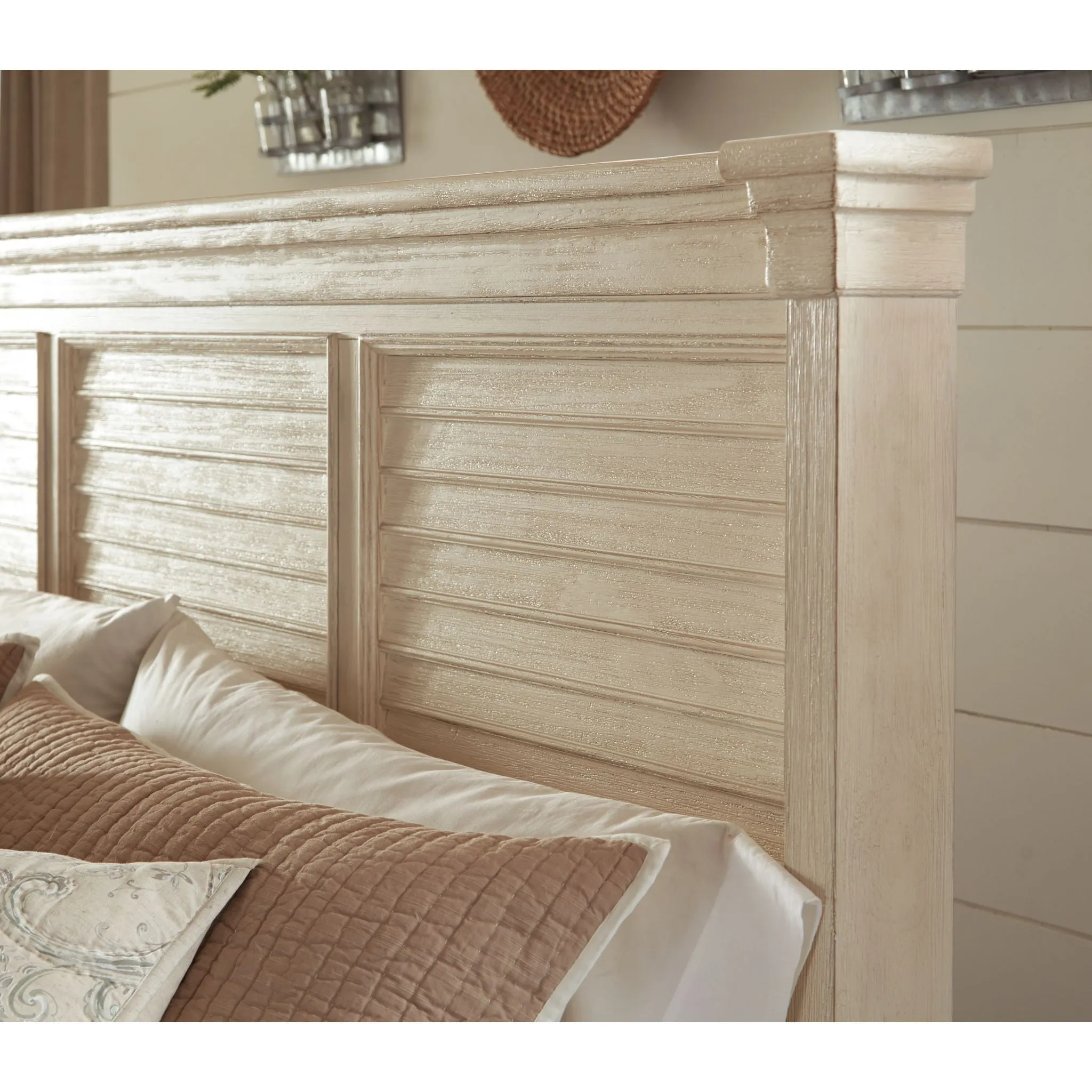 Ashley Bolanburg 3 Piece Louvered Bed