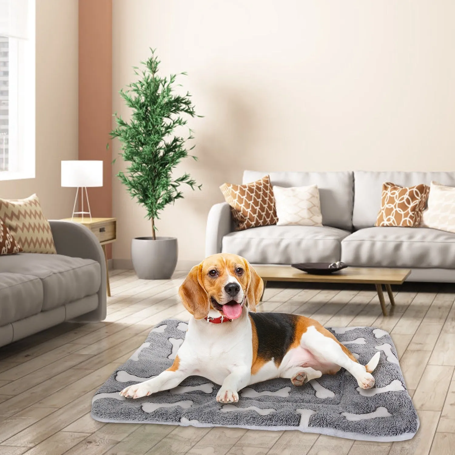 Comfortable Flannel Dog Crate Pad Reversible Cushion Carpet