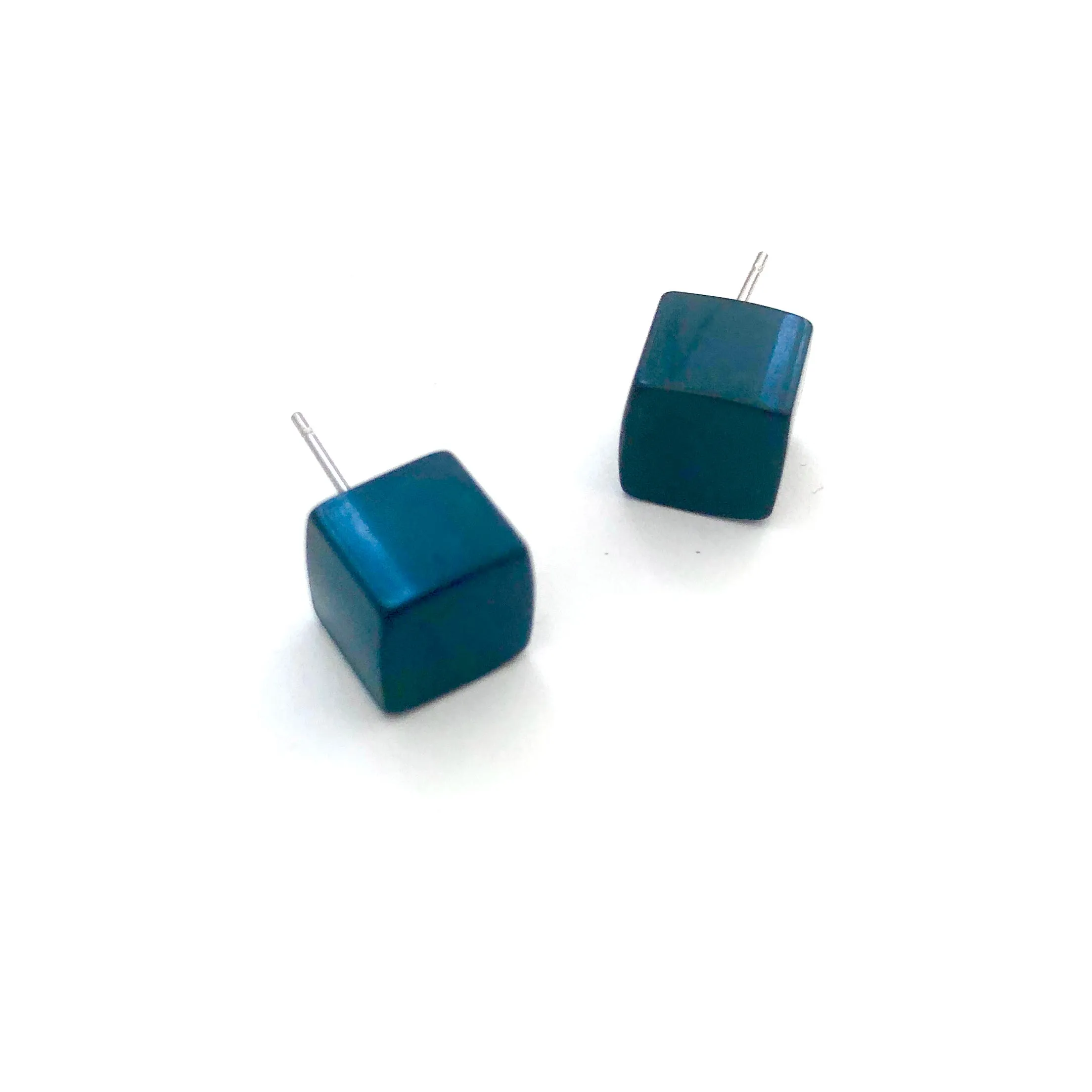 Evergreen Midi Cube Stud Earrings