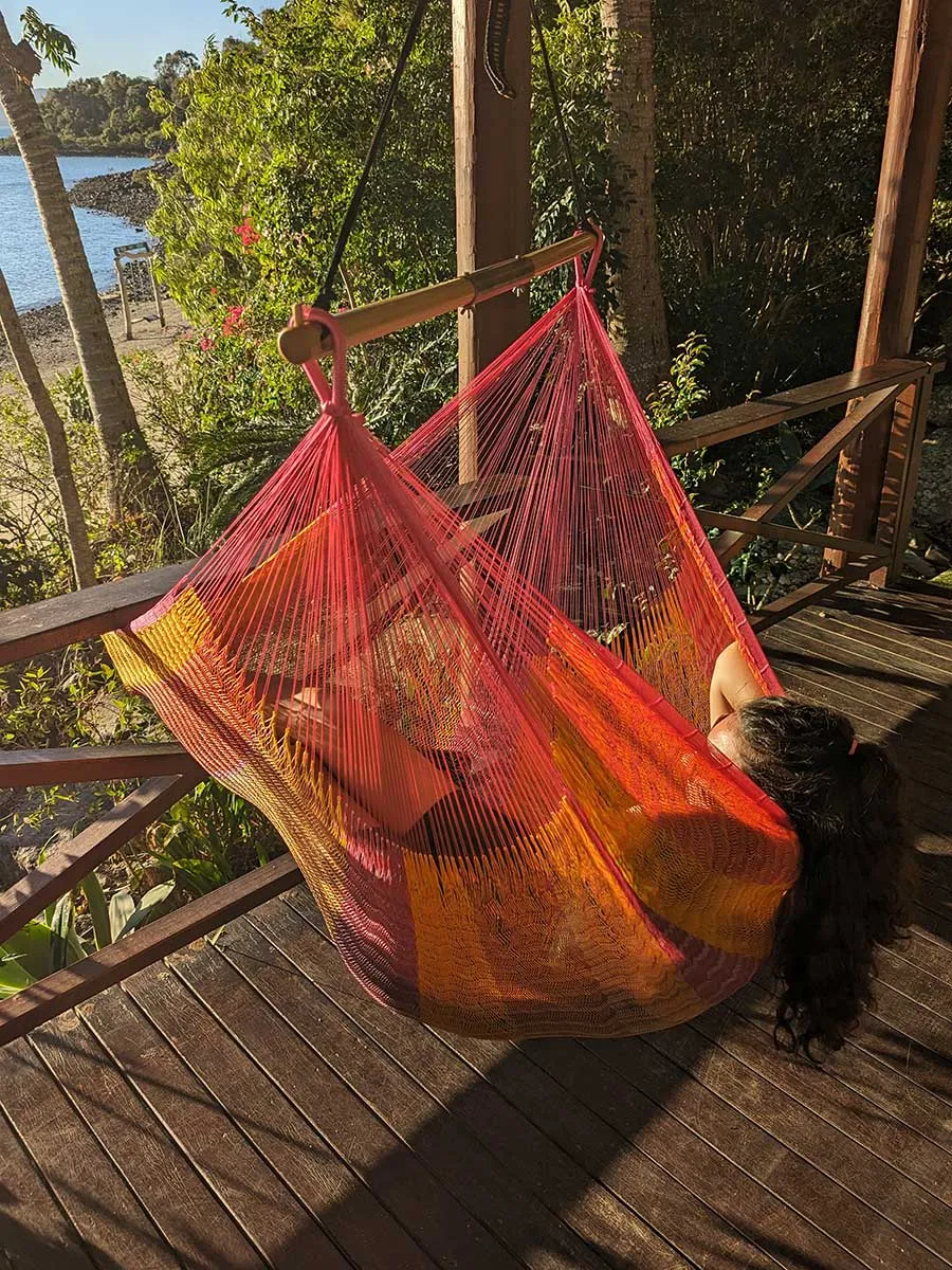 Thin Hangout Chair - Sunrise