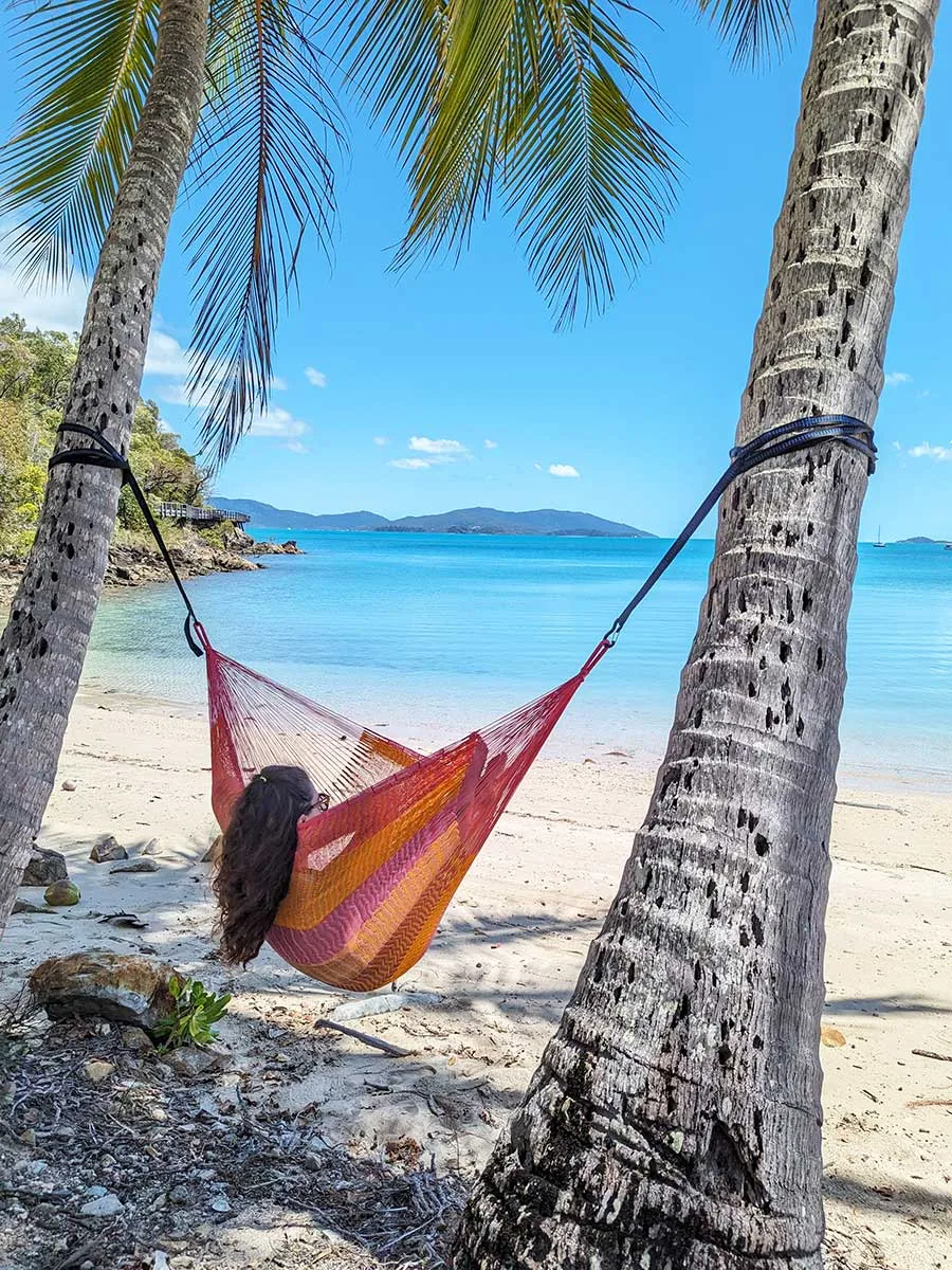 Thin Hangout Chair - Sunrise