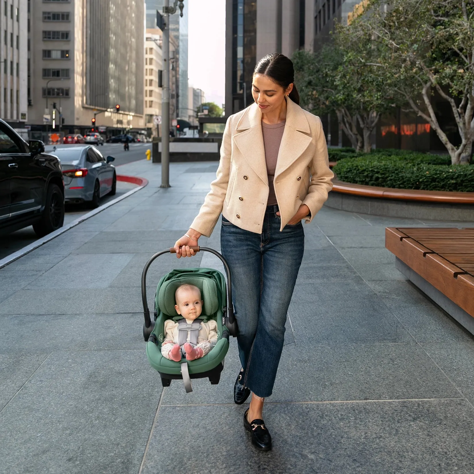 UPPAbaby Aria Infant Carseat | Greyson