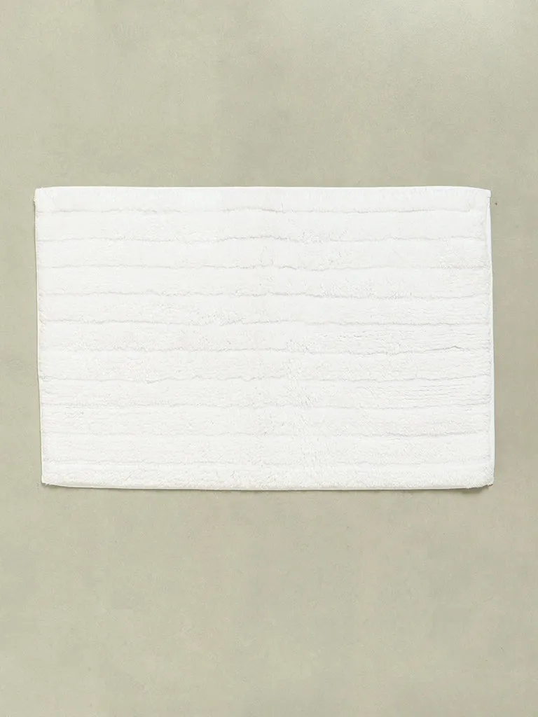 Westside Home White Fluffy Stripe Bathmat